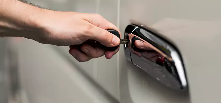 Why Choose Our Auto Locksmith Team in Bolingbrook, IL?