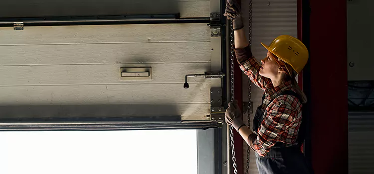 Addressing Common Garage Door Stoppage Issues in Bolingbrook, IL